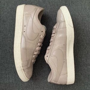 Nike Low Blazer Premium